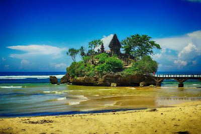 akcayatour, Pantai Balekambang, Travel Malang Juanda, Travel Juanda Malang, Wisata Malang