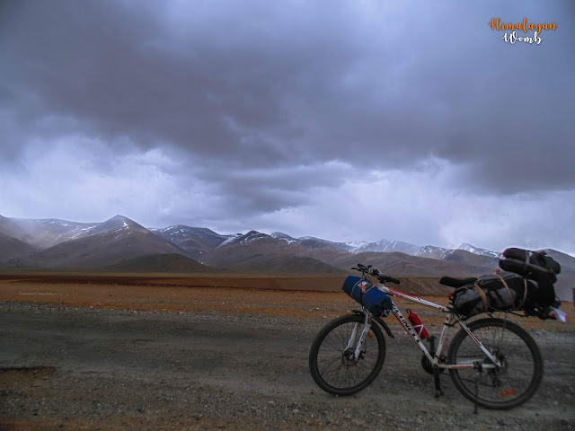 Manali-Leh solo cycling trip