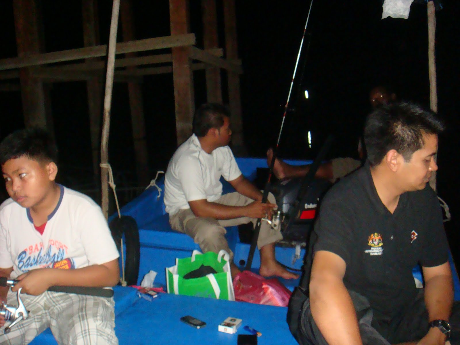 ---Swiftlets-Zone.Blogspot.Com----: Memancing Di Pulau 