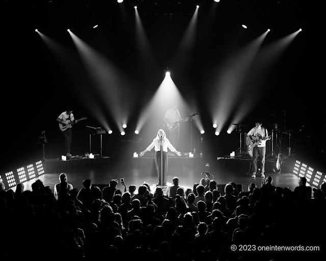 Dizzy at The Danforth Music Hall on October 26, 2023 Photo by John Ordean at One In Ten Words oneintenwords.com toronto indie alternative live music blog concert photography pictures photos nikon d750 camera yyz photographer