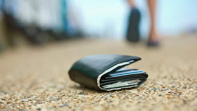 Buscan al dueño de una cartera hallada en la Jacobo Majluta el pasado viernes
