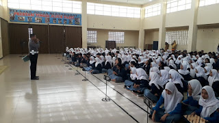 Iptu Wireno Atmojo Berikan Materi Tentang Tertib Lalulintas dan Kenakalan Remaja Kepada Siswa SMK N 7 Yogyakarta