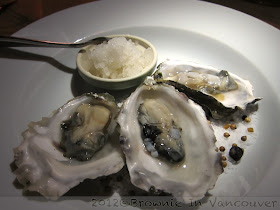 Oysters with Champagne Vinegar Granite