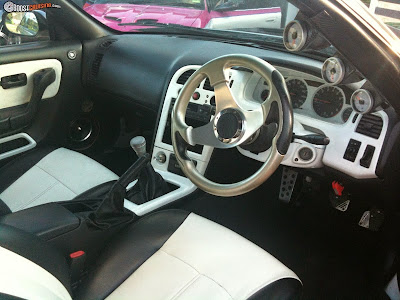 Modifikasi Interior Nissan Skyline