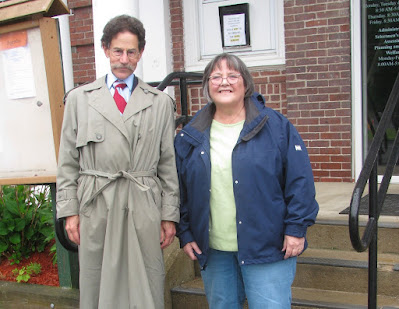 Manny Krasner and Dorina Howard, candidates for Farmington State Reporesentatives.