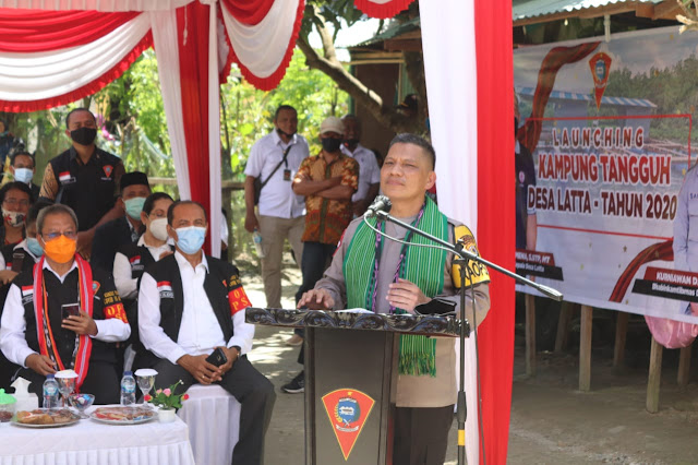 Baharudin Djafar Imbau Masyarakat di Kampung Tangguh Nusantara Terus Kembangkan Diri.lelemuku.com.jpg