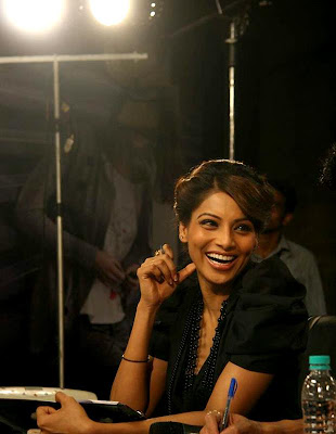 Bollywood star Bipasha Basu at the Vero Moda model auditions_Filmy Fun