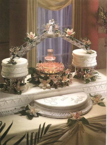 Bridge Wedding Cakes5