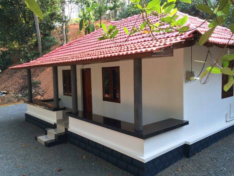 550 SqFt Low Cost Traditional 2 Bedroom Kerala Home Free ...