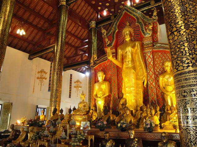 wat chedi luang, chedi luang temple, wat chedi luang worawihan, chedi luang worawihan temple, grand stupa temple chiang mai