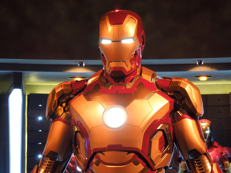 Iron Man 3 Mark XLII armour