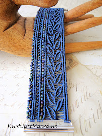 Leafy vine pattern knotted in micro macrame