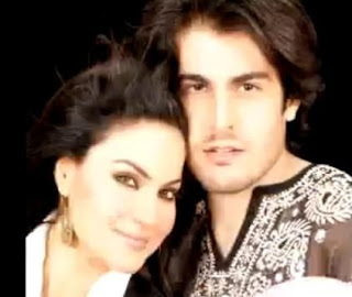 Veena Malik dengan Babrak Shah