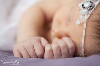 newborn, newborn photographer, newborn photography, Virginia photographer, parenting, birthday, photoshop, birth announcement, 100mm f/2.8 Macro, macro, macro photography, family photographer, family photography, portrait photographer, portrait photography, 