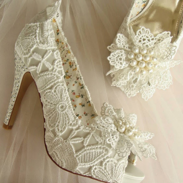 wedding shoes image, wedding shoes picture, wedding shoes design, wedding shoes ideas, wedding shoes desktop background, wedding shoes wallpaper