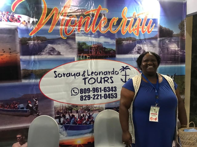 Empresa Montecristeña promueve sus servicios en feria en Santo Domingo