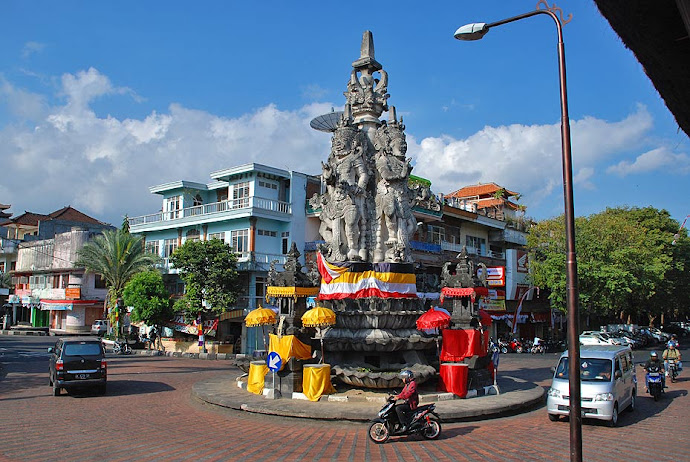 Estatua en Semarapura