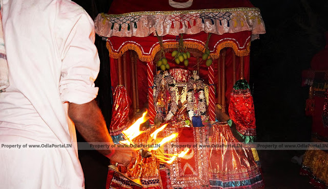 Dola Melan, Dola Yatra or Dola Purnima Celebration of Odisha, dola jatra, dola melana photos of odisha, orissa dola yatra pics, gallery, free download, dola melan, ଦୋଳ ମେଳଣ ଫଟୋ, ଓଡିଶା, ଓଡ଼ିଶା ଦୋଳ ଯାତ୍ରା