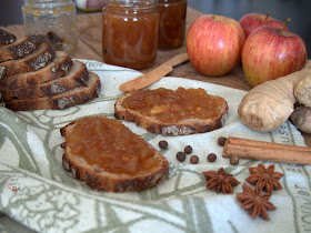 Deliciosa mermelada de manzanas y jengibre, con el toque aromático de la canela, el anís estrellado y la oimienta de Jamaica.