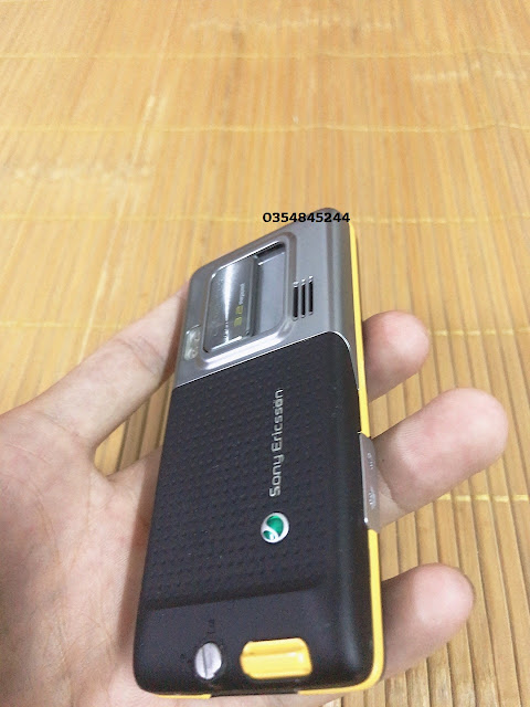 Điện Thoại Sony Ericsson C702