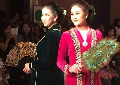 Baju Kebaya Ningrat Keraton Solo Sederhana