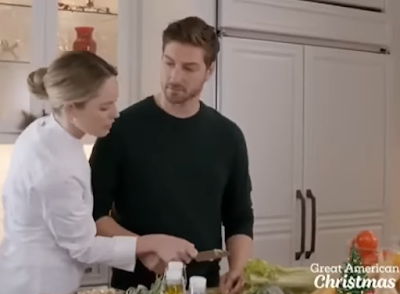 Merritt Patterson and Daniel Lissing in Catering Christmas movie