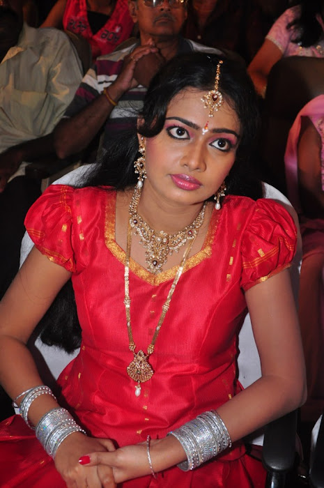 divya vishwanath @ puli vesham audio launch