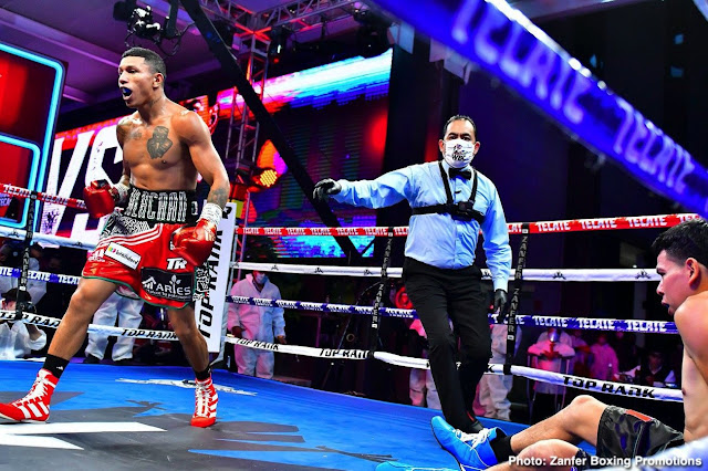 Miguel Berchelt Stops Eleazar Valenzuela