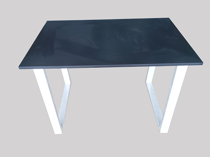 Chân bàn sắt lắp ráp sơn tĩnh điện màu trắng kết hợp mặt bàn gỗ công nghiệp mdf phủ melamine đen phim sn sang trọng