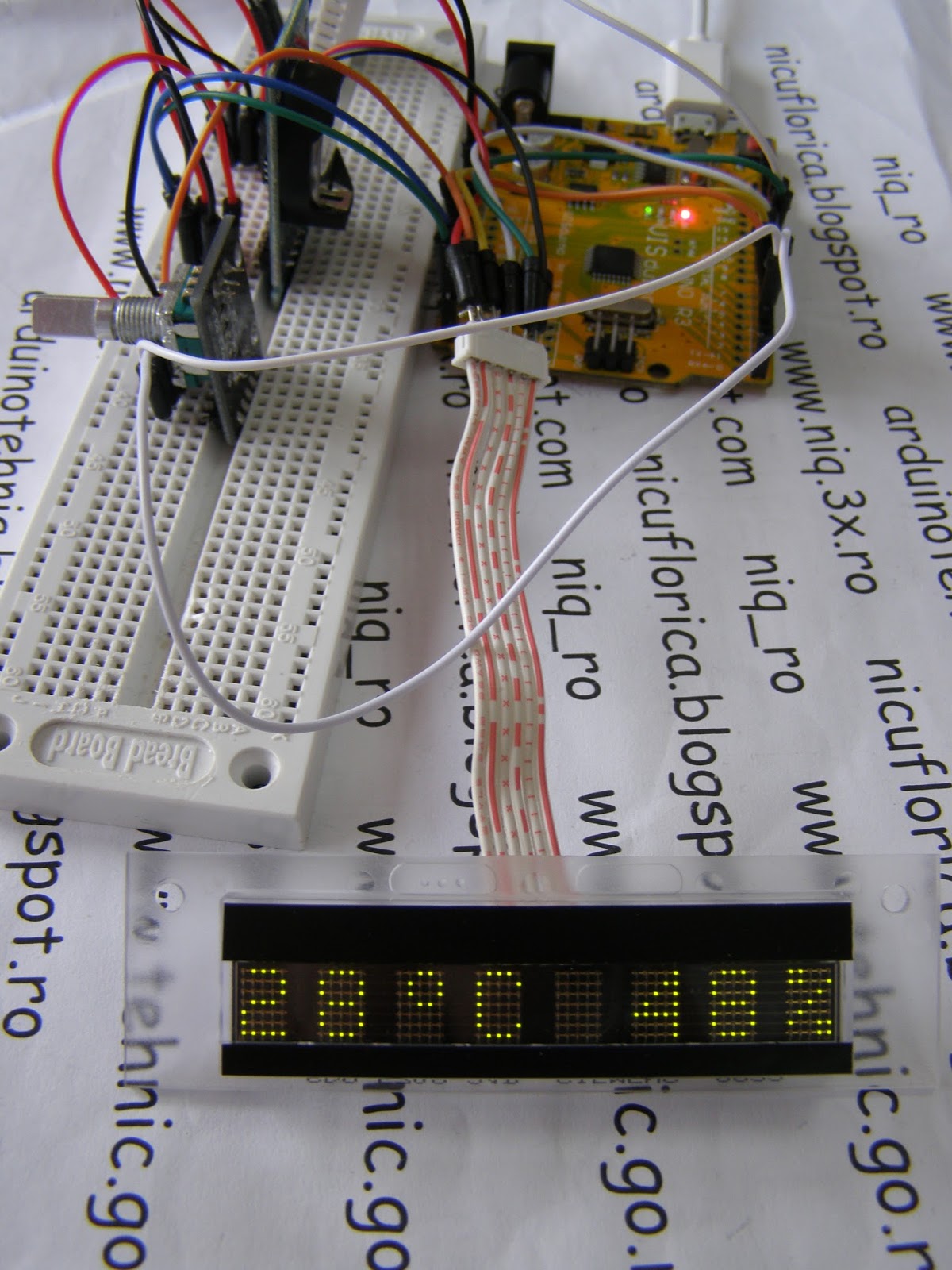 Arduino tehNiq: SDA5708: 8 character 7x5 dot matrix LED display