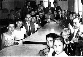 Familiares y participantes en el I Torneo Nacional de Ajedrez de La Pobla de Lillet 1955
