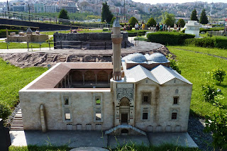 Miniatürk, Mezquita seleúcida de Isa Bey o de Selim.