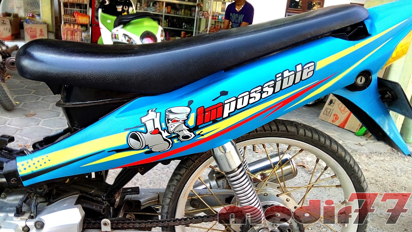 Modifikasi Jupiter Z Mata Kucing 2006 Impossible Body Simple