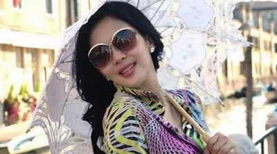 Syahrini Digosipkan Dekat Dengan Seorang Pria