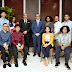 ANDRES NAVARRO recibe estudiantes meritorios de origen dominicano residentes en Nueva York.