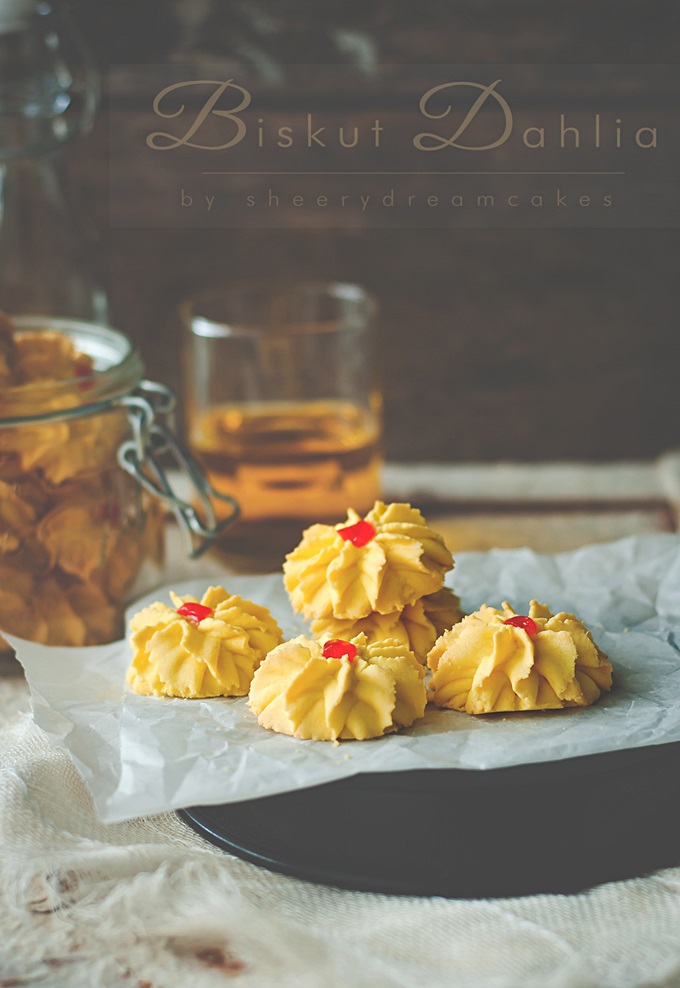 Melley Mey's Kitchen : ~ Resipi Biskut Dahlia