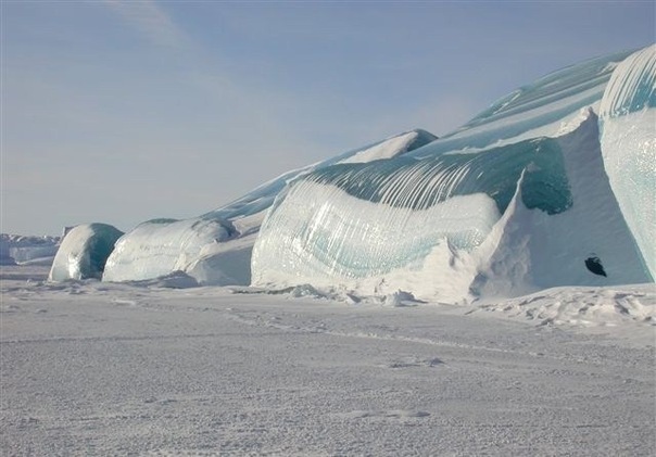 巨大波が一瞬にして氷った？波の氷？その正体は？【n】ブルーアイス アイス・ウェーブ