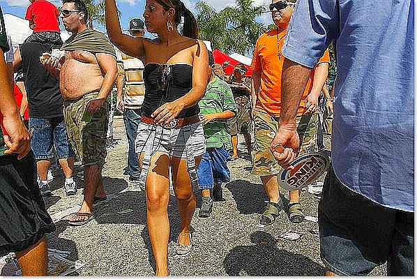 Calle Ocho Street Festival Takes Over Little 9zy6UIWNtknl