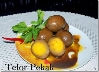 telor pekok