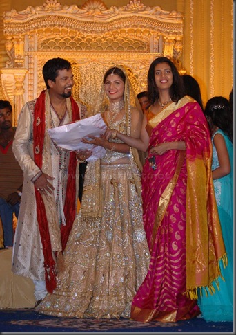2 Rambha grand reception pictures