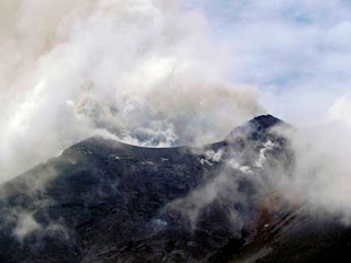 soputan eruption