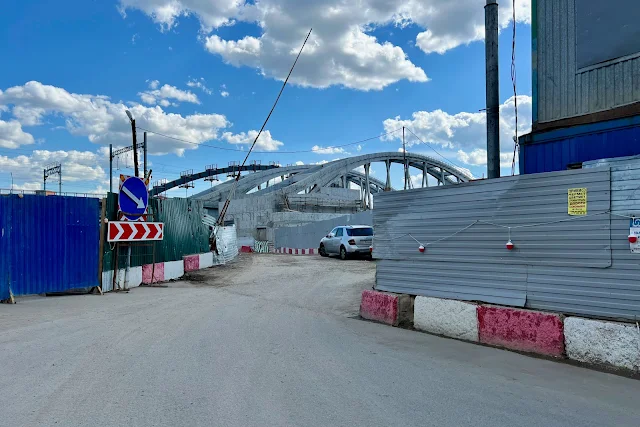 Шелепихинская набережная, строящийся мост Северного дублёра Кутузовского проспекта через Москва-реку, Новый Белорусский (Филёвский) мост