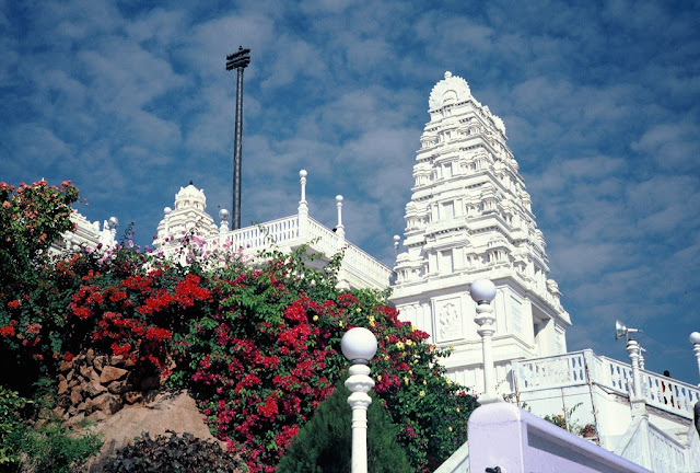 near tourist places in hyderabad