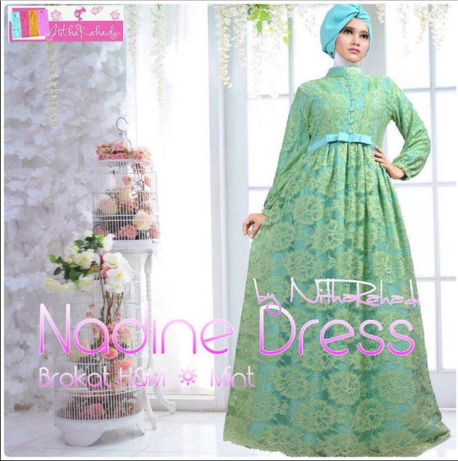 32 Model Gamis Brokat Pesta Kombinasi Polos Modern 2019 