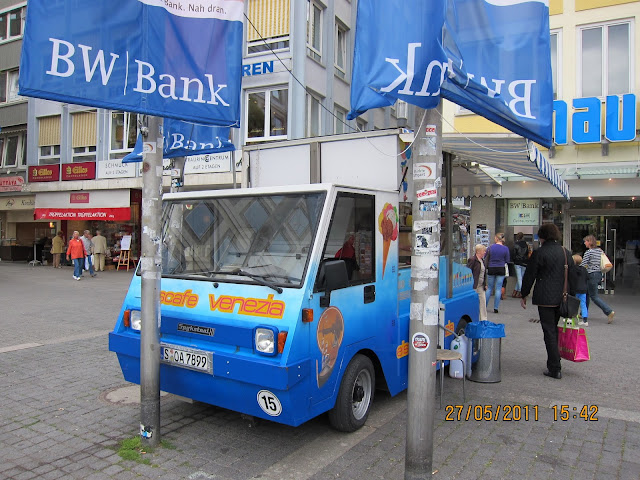 一部外型特別的「雪糕車」，屬荷蘭 Spijkenisse 出品。