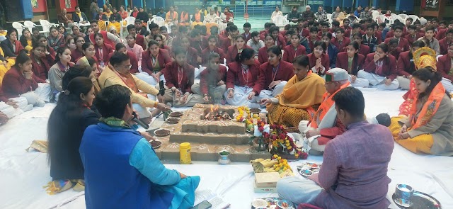 Agra प्रिल्यूड विद्यालय परिसर में "सियाराम मंगलम्" का भक्तिमय आयोजन सम्पन्न.. 