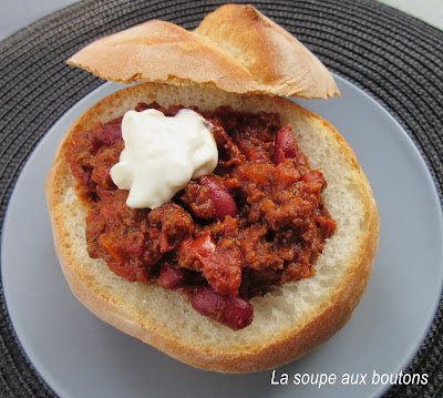 Chili con carne à la Sriracha