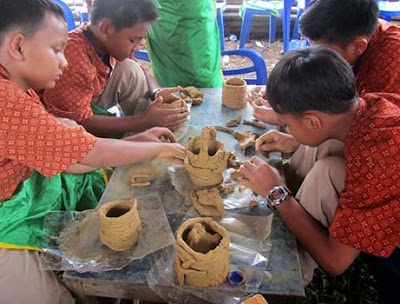 wisata edukasi kreasi tanah liat