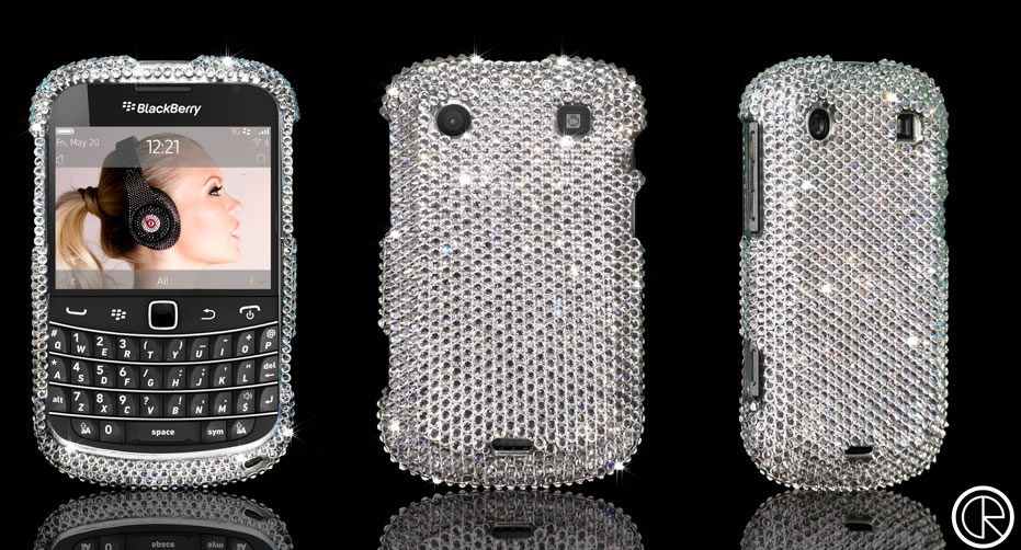 BlackBerry Bold 9900 in Swarovski-studded case