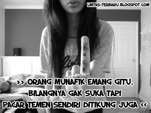 Kata Kata Mutiara Sahabat Munafik  Kata-Kata SMS